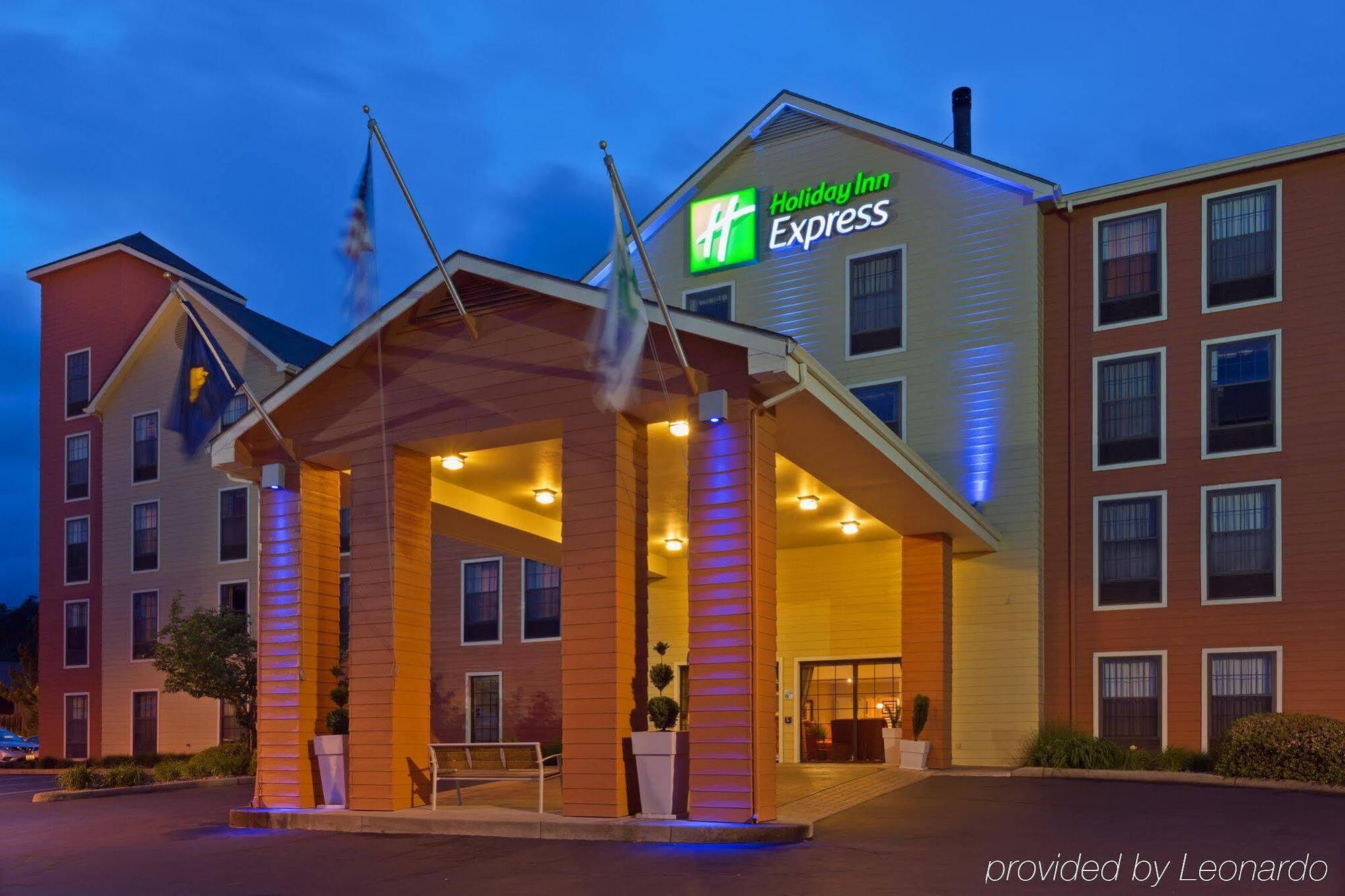 Holiday Inn Express Grants Pass, An Ihg Hotel Extérieur photo